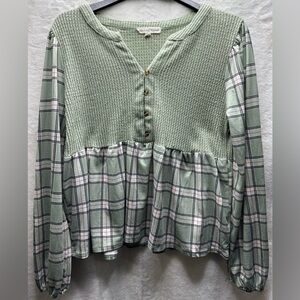 Women’s Above And Beyond Blouse Size XL